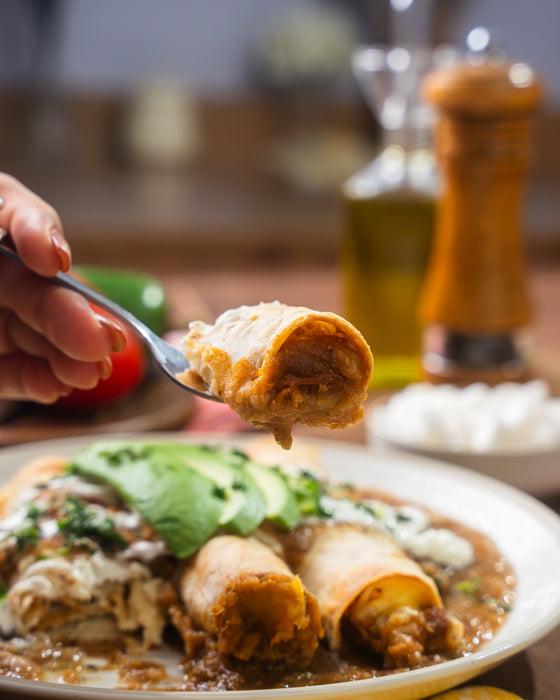 Chata Refried Beans With Chorizo & Cheese Pouch, 15.2 oz