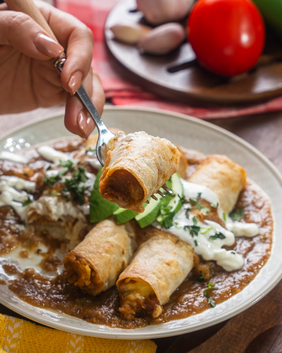 Chata Refried Beans With Chorizo & Cheese Pouch, 15.2 oz