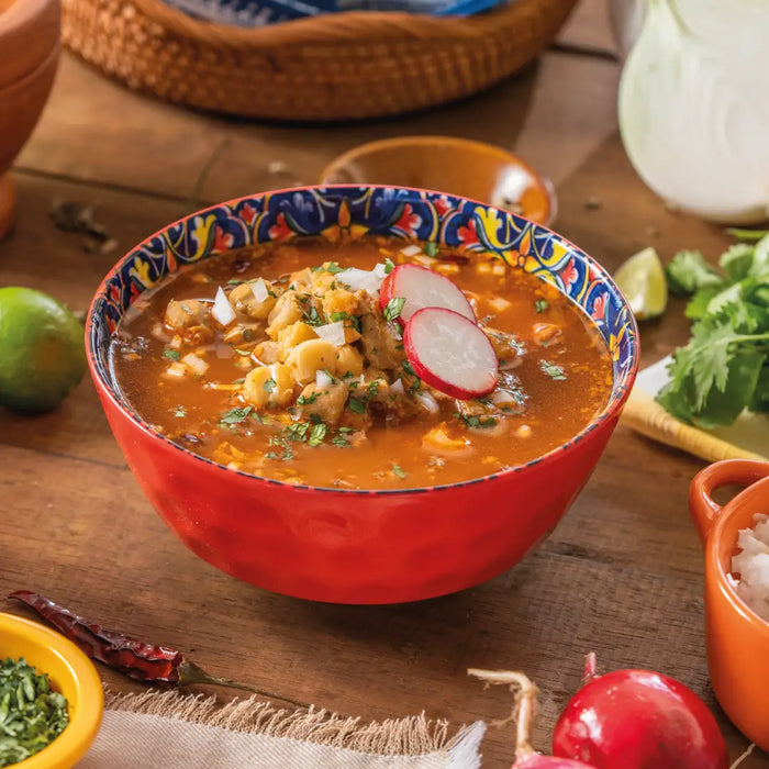 Chata, Pozole Pork With Hominy Soup, Can 25 Oz, high-quality ingredients, authentic Mexican food, no refrigeration required.