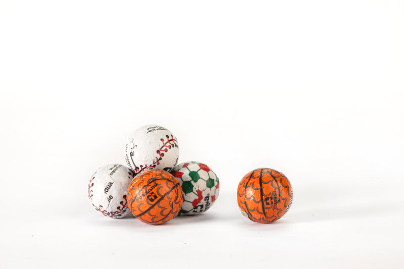 Frasco de Pelotas Deportivas de Chocolate 26.20 Oz