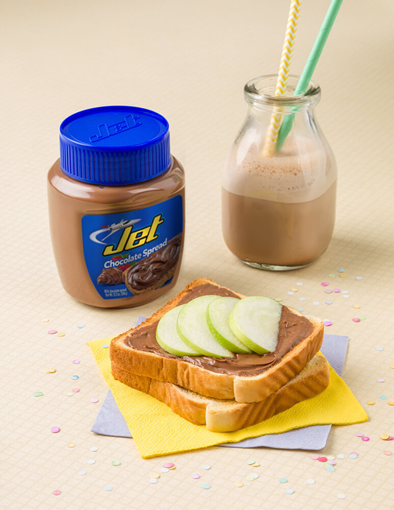 Jet, Chocolate Spreadable, 12.3 Oz, milk chocolate flavored cream, jar.